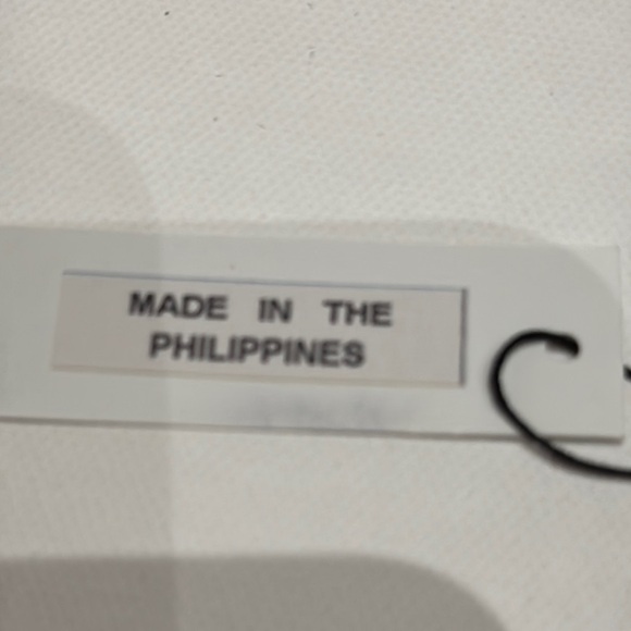 Decouture - Black and White Statement Necklace - Picture 5 of 8